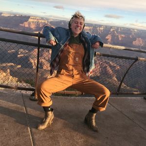 Meet your Posher, Tansy